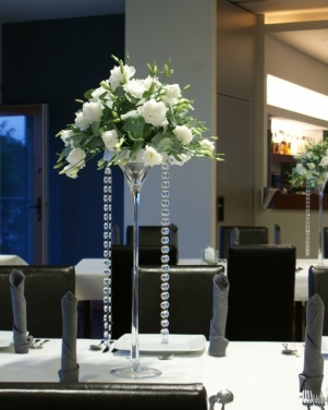 3068